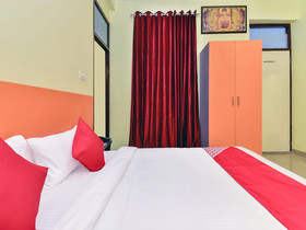 Hotel Suraj Villa By OYO Rooms