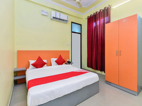 Hotel Suraj Villa By OYO Rooms
