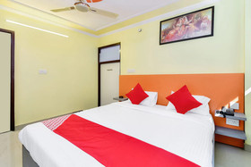 Hotel Suraj Villa By OYO Rooms