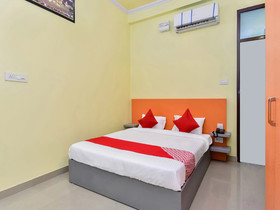 Hotel Suraj Villa By OYO Rooms