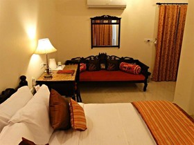 Hotel Umaid Residency