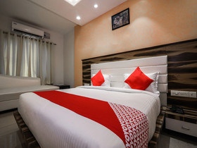 Hotel Wind Palace by OYO