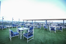 Kaki Hotel & Roof Top