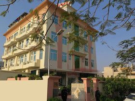 Kesar D'Villa