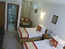 Kesar D'Villa