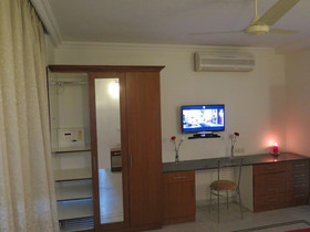 Kesar D'Villa