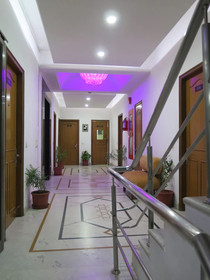 Kesar D'Villa