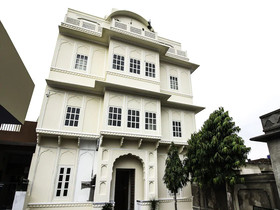 Kishanpur Haveli By OYO Rooms