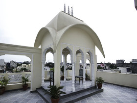 Kishanpur Haveli By OYO Rooms