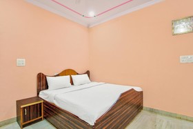 Kukas Guest House by OYO Rooms