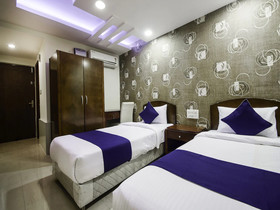 OYO 24041 Silverkey Corp Residency