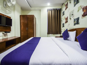 OYO 24041 Silverkey Corp Residency