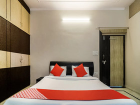 OYO 26462 Hotel Yatrik