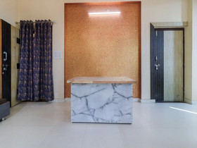 OYO 26462 Hotel Yatrik