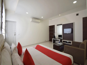 OYO 7110 Hotel Prince