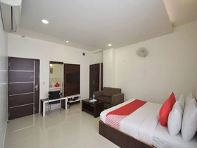 OYO 7110 Hotel Prince