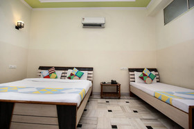 OYO Home 18384 Fabulous Stay