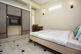 OYO Home 18384 Fabulous Stay