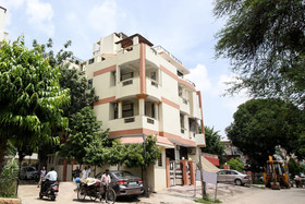 OYO Home 18384 Fabulous Stay