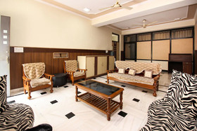 OYO Home 18384 Fabulous Stay