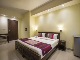 OYO Premium C Scheme Ahinsa Circle