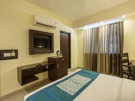 OYO Premium C Scheme Ahinsa Circle