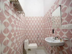 Royal Castillo By OYO Rooms