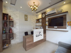 Royal Castillo By OYO Rooms