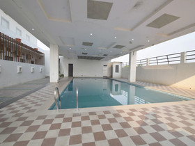 Royal Castillo By OYO Rooms