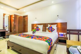 Royal Heritage by FabHotel