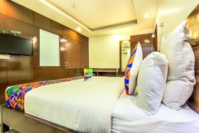 Royal Heritage by FabHotel