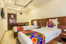 Royal Heritage by FabHotel