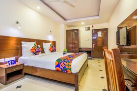 Royal Heritage by FabHotel