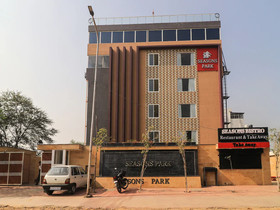 Season Park By OYO Rooms