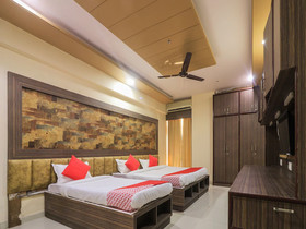 Season Park By OYO Rooms