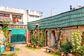 Spot On 77139 K3 Rest House