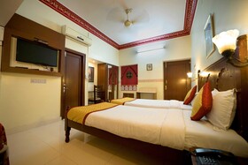 Sunder Palace Guest House