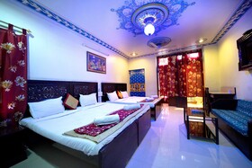 Sunder Palace Guest House