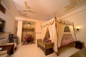 Sunder Palace Guest House