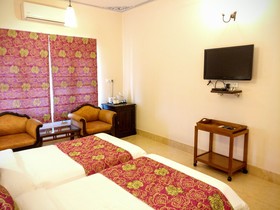 Suryaa Villa