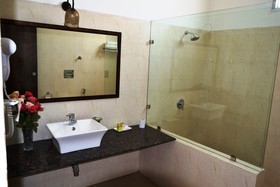 Suryaa Villa