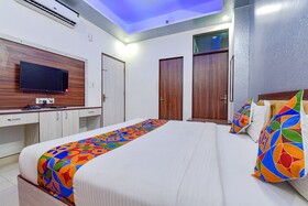 The Lotus by Fabhotel