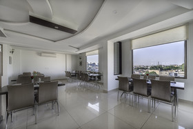 Treebo Signature Inn