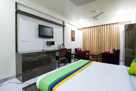 Treebo Trend Hotel Rockland & Restaurant