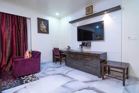 Treebo Trend Hotel Rockland & Restaurant