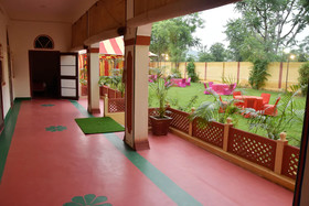 Tuma Club House