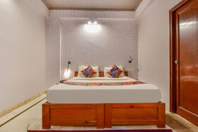 Urban Stay by FabHotel