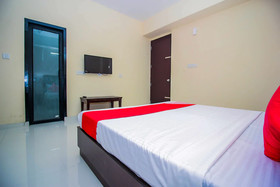 Urban Ville by OYO Rooms