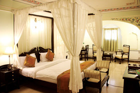 WelcomHeritage Traditional Haveli Hotel