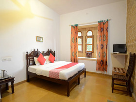 Desert Moon Boutique Guest House